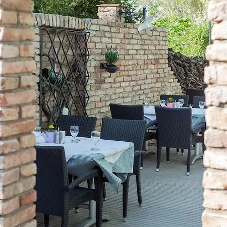 Gastwirtschaft & Hotel Holzinger 3* Moellersdorf