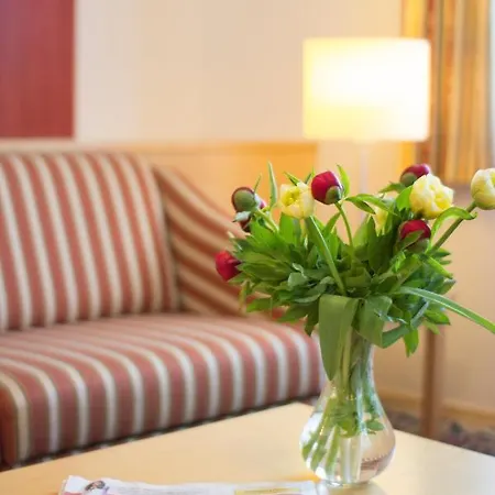 Hotel Gastwirtschaft & Holzinger 3*