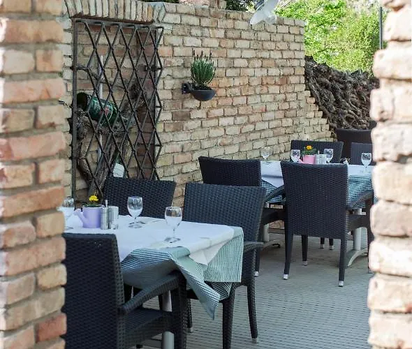 Gastwirtschaft & Holzinger 3* Möllersdorf