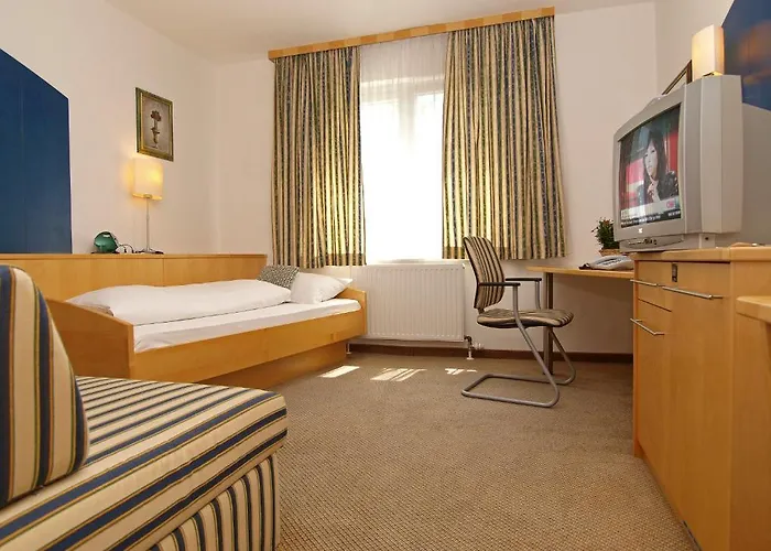 Gastwirtschaft & Holzinger Hotel Möllersdorf