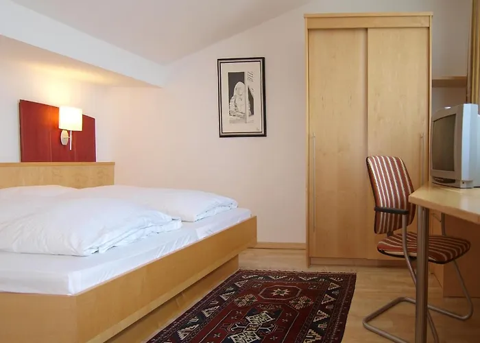 Gastwirtschaft & Holzinger 3*