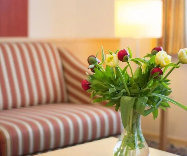 Hotel Gastwirtschaft & Holzinger 3*